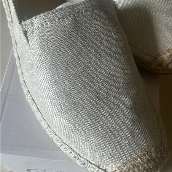 143 Girl Cream Espadrilles with Rope Sole - Picture 3 of 4
